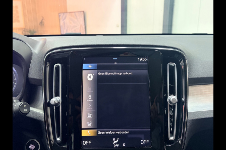 Volvo XC40 1.5 T4 Recharge AUT Inscription PHEV 211PK Camera Trekhaak Denim Blue