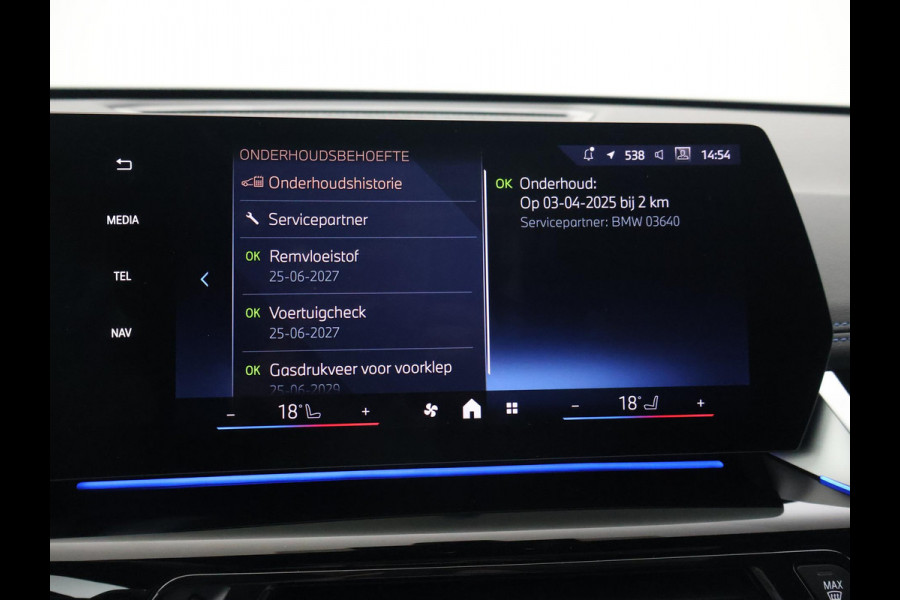 BMW iX1 eDrive20 67 kWh M-SPORT *46 KM NIEUW* + PANORAMA | PREMIUM | 19 INCH | M-REMMEN