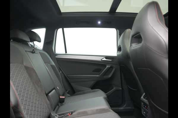 Seat Tarraco 1.4 TSI e-Hybrid FR Business Intense PHEV 245pk Dealer O.H. | Trekhaak Af Fabriek | Panodak | Adaptive Cruise | 360 Camera | Sportstoelen Memory & Verwarmd | Keyless | Blis | Stuur Verwarmd | Apple Carplay | Navigatie | DAB | 20" L.M | Plug In Hybrid
