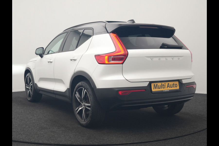 Volvo XC40 T5 Recharge R-Design PHEV 262pk Dealer O.H. | Panodak | Adaptive Cruise | 360 Camera | Harman / Kardon | Blis | Keyless | Apple Carplay | Navigatie | DAB | Virtual Cockpit | Pilot Assist | 19"L.M | Plug In Hybrid |
