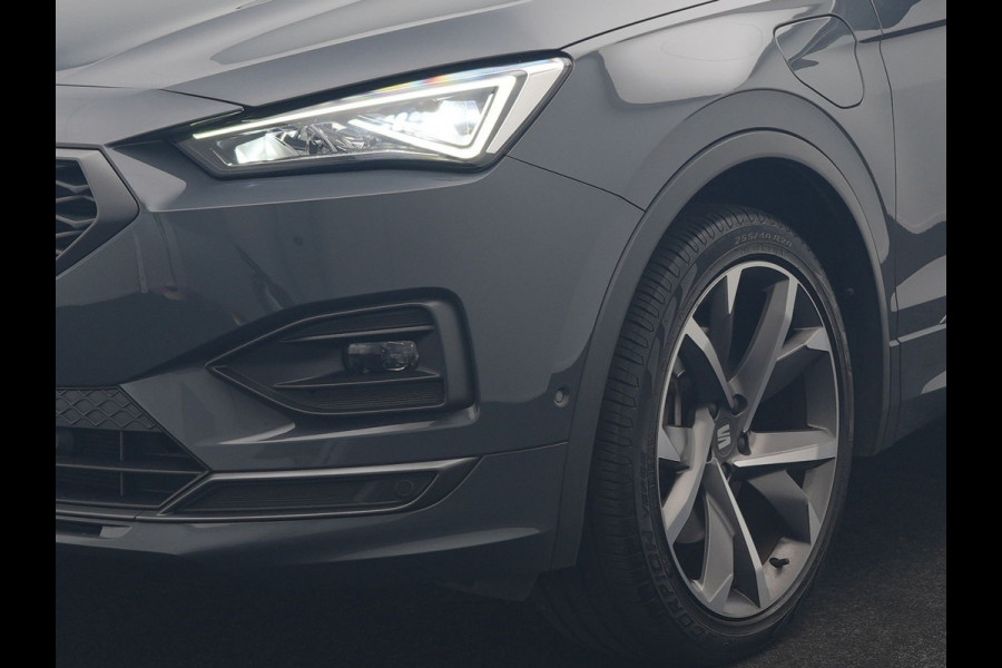 Seat Tarraco 1.4 TSI e-Hybrid FR Business Intense PHEV 245pk Dealer O.H. | Trekhaak Af Fabriek | Panodak | Adaptive Cruise | 360 Camera | Lederen Sportstoelen Memory & Verwarmd | Keyless | Blis | Stuur Verwarmd | Apple Carplay | Navigatie | DAB | 20"L.M | Plug In Hybrid |