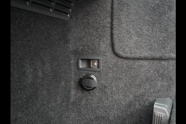 Seat Tarraco 1.4 TSI e-Hybrid FR Business Intense PHEV 245pk Dealer O.H. | Trekhaak Af Fabriek | Panodak | Adaptive Cruise | 360 Camera | Lederen Sportstoelen Memory & Verwarmd | Keyless | Blis | Stuur Verwarmd | Apple Carplay | Navigatie | DAB | 20"L.M | Plug In Hybrid |