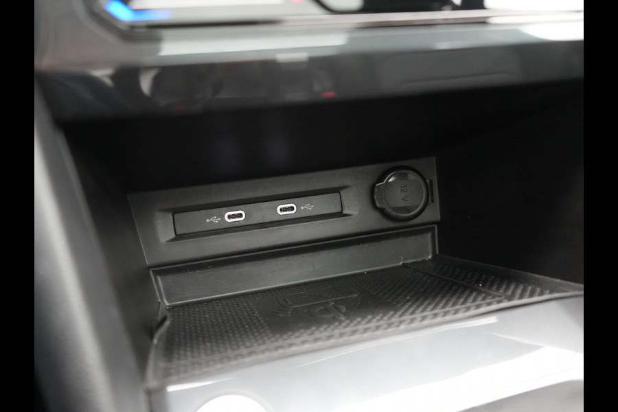 Seat Tarraco 1.4 TSI e-Hybrid FR Business Intense PHEV 245pk Dealer O.H. | Trekhaak Af Fabriek | Panodak | Adaptive Cruise | 360 Camera | Lederen Sportstoelen Memory & Verwarmd | Keyless | Blis | Stuur Verwarmd | Apple Carplay | Navigatie | DAB | 20"L.M | Plug In Hybrid |