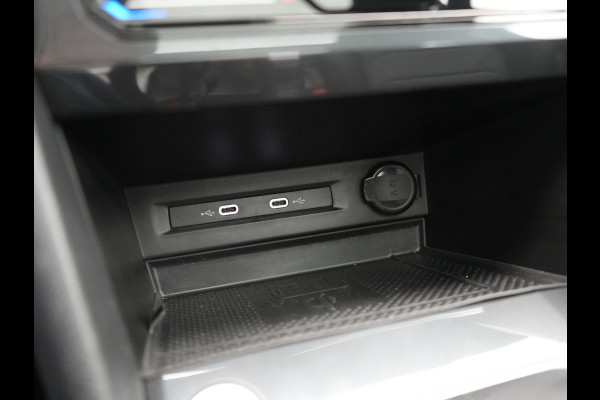 Seat Tarraco 1.4 TSI e-Hybrid FR Business Intense PHEV 245pk Dealer O.H. | Trekhaak Af Fabriek | Panodak | Adaptive Cruise | 360 Camera | Lederen Sportstoelen Memory & Verwarmd | Keyless | Blis | Stuur Verwarmd | Apple Carplay | Navigatie | DAB | 20"L.M | Plug In Hybrid |
