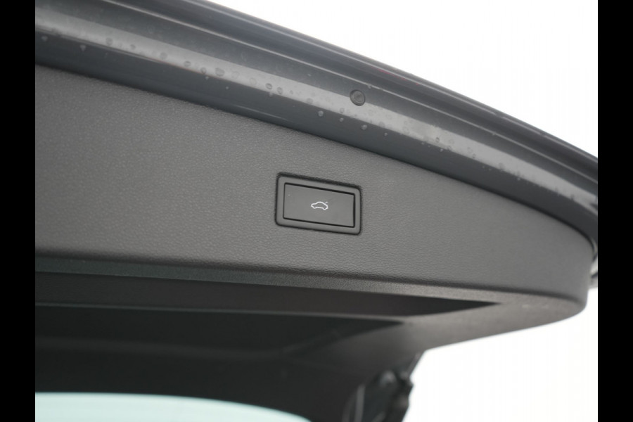Seat Tarraco 1.4 TSI e-Hybrid FR Business Intense PHEV 245pk Dealer O.H. | Trekhaak Af Fabriek | Panodak | Adaptive Cruise | 360 Camera | Lederen Sportstoelen Memory & Verwarmd | Keyless | Blis | Stuur Verwarmd | Apple Carplay | Navigatie | DAB | 20"L.M | Plug In Hybrid |
