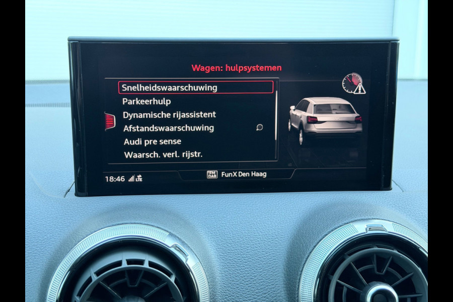 Audi Q2 35 TFSI S Edition Pano/Virtual/Camera/Leer