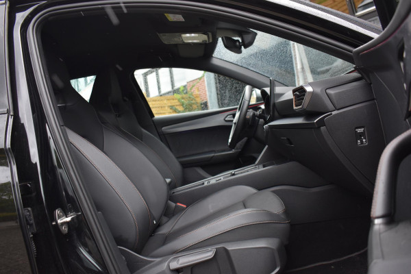 CUPRA Leon Sportstourer 2.0 TSI 245PK Keyless Lane ACC