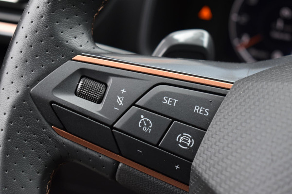 CUPRA Leon Sportstourer 2.0 TSI 245PK Keyless Lane ACC