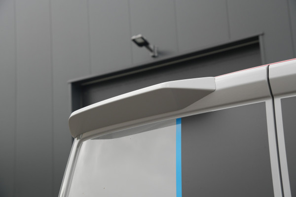 Ford E-Transit Custom 340 L2H1 Sport 71 kWh 218pk - 2x Schuif - ACC - B&O - Navi - Stoel/Stuurverwarming - 360 Camera - Trekhaak - Rijklaar