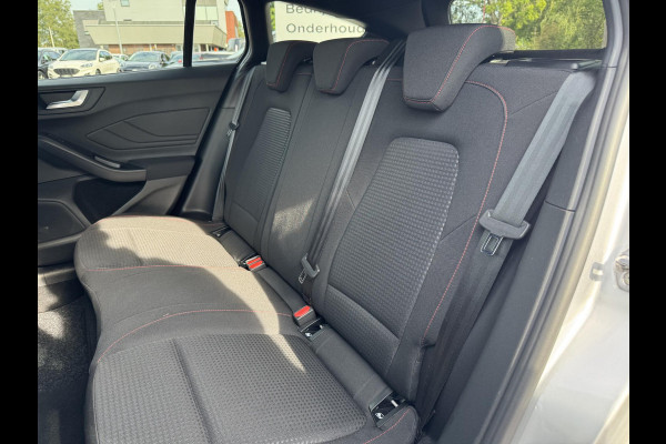 Ford FOCUS Wagon 1.0 EcoBoost Hybrid ST Line 125pk | Adaptieve Cruise | Winterpack | SYNC4 | Achteruitrijcamera | Dodehoeksensoren