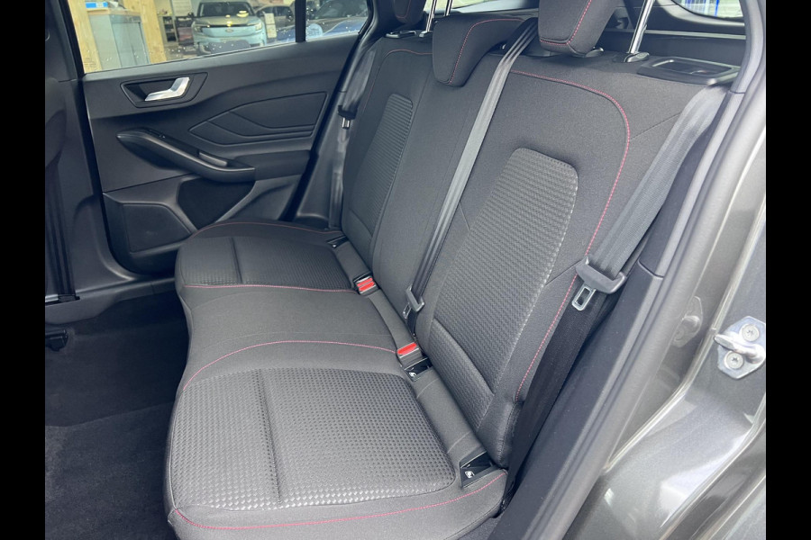 Ford FOCUS Wagon 1.0 EcoBoost Hybrid ST Line | Winter Pack | Adaptive cruise control | Driver Assitance Pack