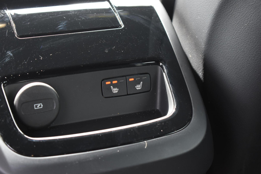 Volvo V60 T6 350PK Plug-in hybrid AWD Plus Dark / Adaptive Cruise Control / 360 Camera / Harman Kardon / Stoel- en stuurverwarming / Stoelverwarming achter /  Trekhaak / Elektrische stoelen met geheugen / Elektrische achterklep