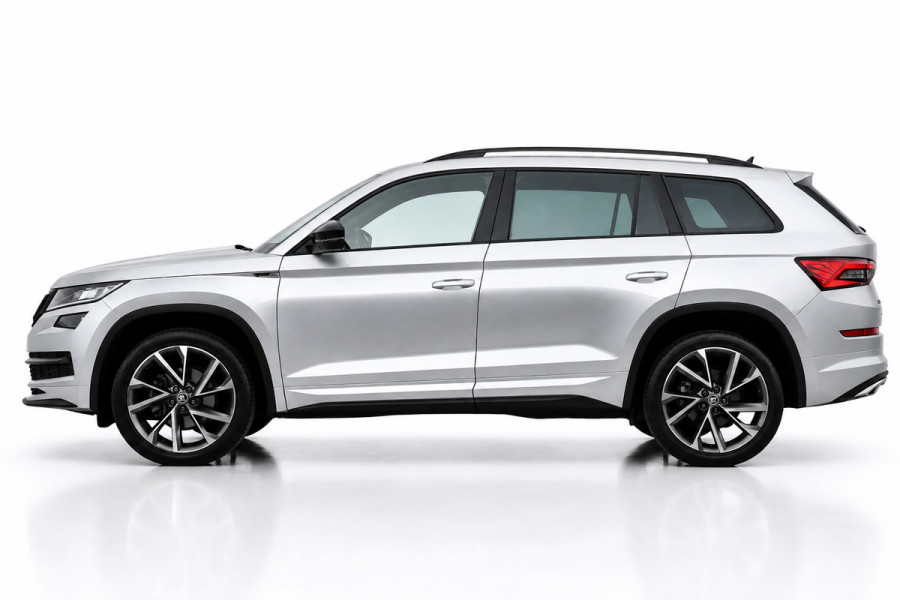 Škoda Kodiaq 1.5 TSI Sportline Business 7p. | TREKHAAK | CANTON | CAMERA | NAP | DEALER ONDERHOUDEN | KEYLESS | STOELVERWARMING