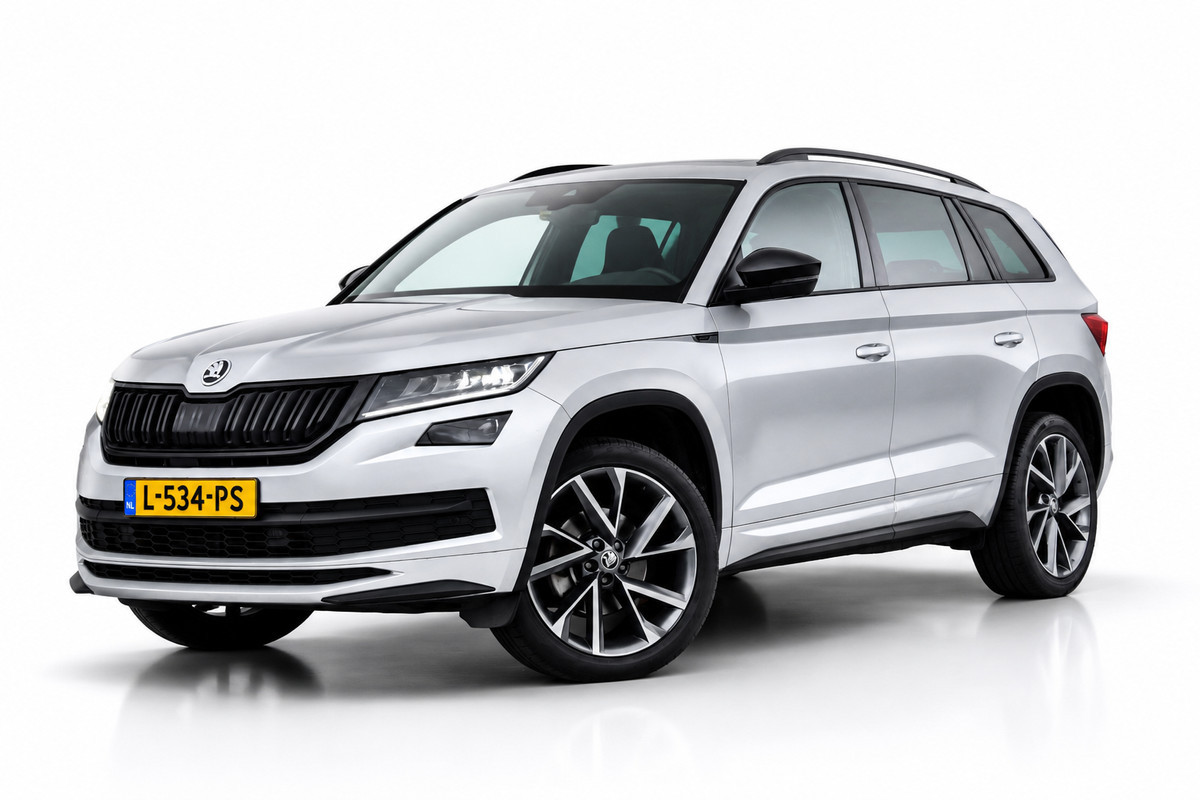 Škoda Kodiaq 1.5 TSI Sportline Business 7p. | TREKHAAK | CANTON | CAMERA | NAP | DEALER ONDERHOUDEN | KEYLESS | STOELVERWARMING