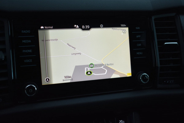 Škoda Kodiaq 1.5 TSI Sportline Business 7p. | TREKHAAK | CANTON | CAMERA | NAP | DEALER ONDERHOUDEN | KEYLESS | STOELVERWARMING