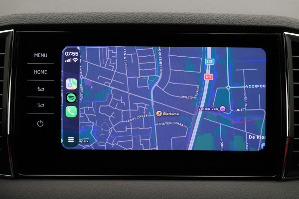 Škoda Karoq 1.5 TSI ACT Sportline Business Camera, Virtual Cockpit, Trekhaak, Canton Sound, Keyless, PDC