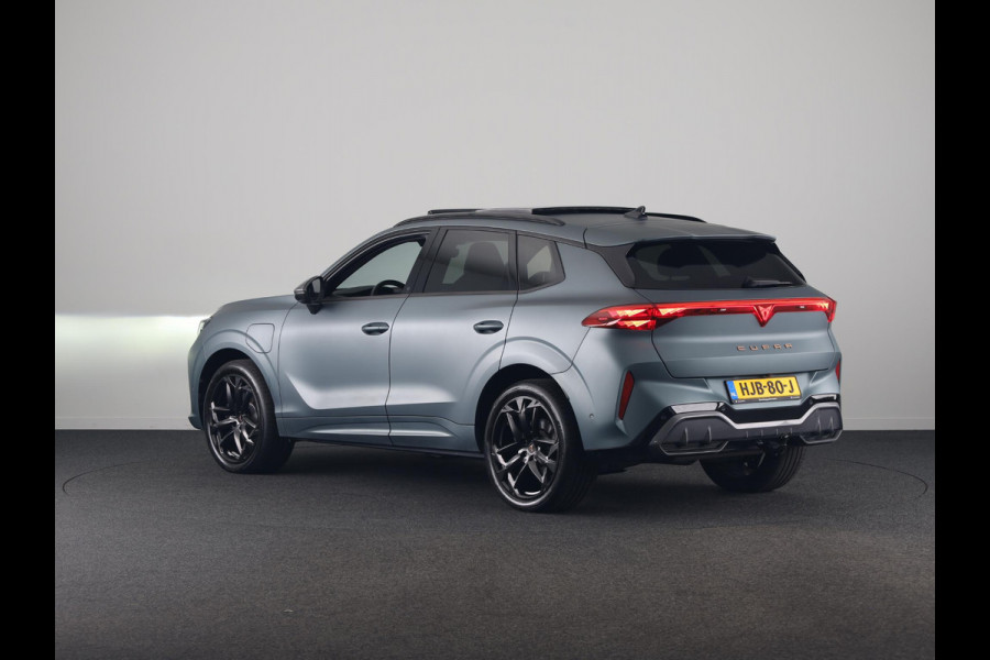 CUPRA Terramar 1.5 TSI e-Hybrid VZ America s CUP 272pk | Panoramadak | Trekhaak | 360° Camera | Elektrisch verstelbare voorstoelen | Lederen bekleding | Verwarmbare voorstoelen