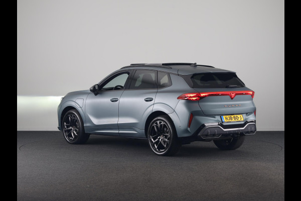 CUPRA Terramar 1.5 TSI e-Hybrid VZ America s CUP 272pk | Panoramadak | Trekhaak | 360° Camera | Elektrisch verstelbare voorstoelen | Lederen bekleding | Verwarmbare voorstoelen