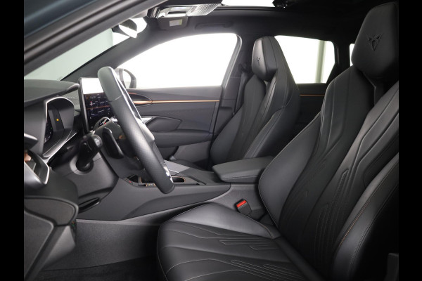CUPRA Terramar 1.5 TSI e-Hybrid VZ America s CUP 272pk | Panoramadak | Trekhaak | 360° Camera | Elektrisch verstelbare voorstoelen | Lederen bekleding | Verwarmbare voorstoelen