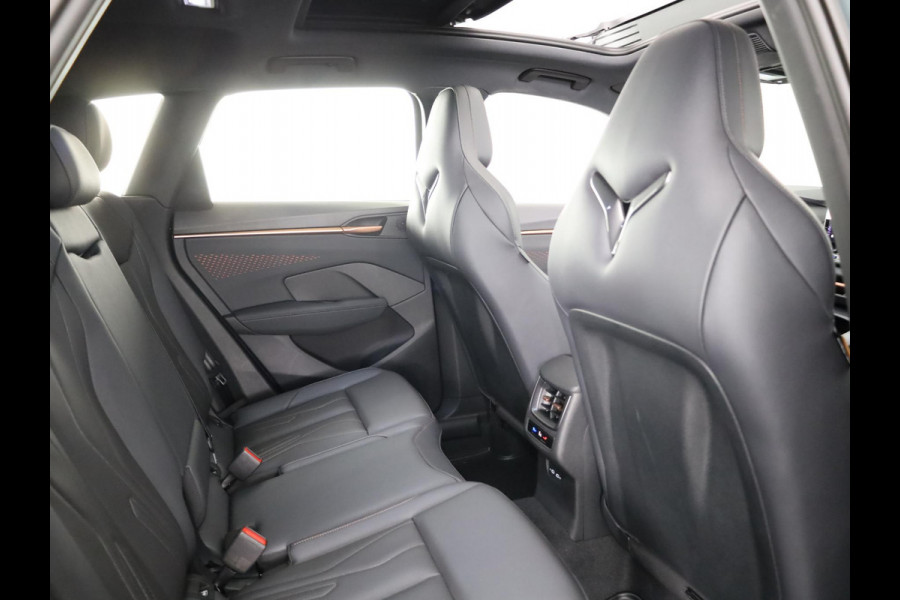 CUPRA Terramar 1.5 TSI e-Hybrid VZ America s CUP 272pk | Panoramadak | Trekhaak | 360° Camera | Elektrisch verstelbare voorstoelen | Lederen bekleding | Verwarmbare voorstoelen