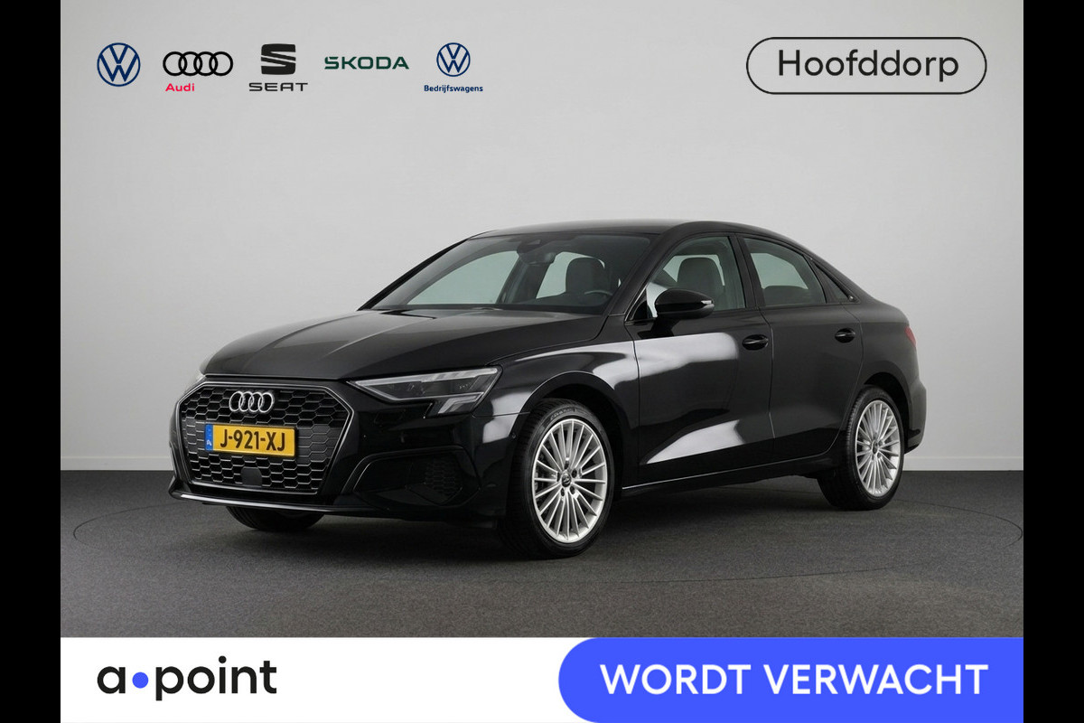 Audi A3 Limousine 35 TFSI Business edition 150 pk S-tronic | Navigatie | Parkeersensoren achter | Cruise control | LED koplampen | Apple Carplay/Android Auto |