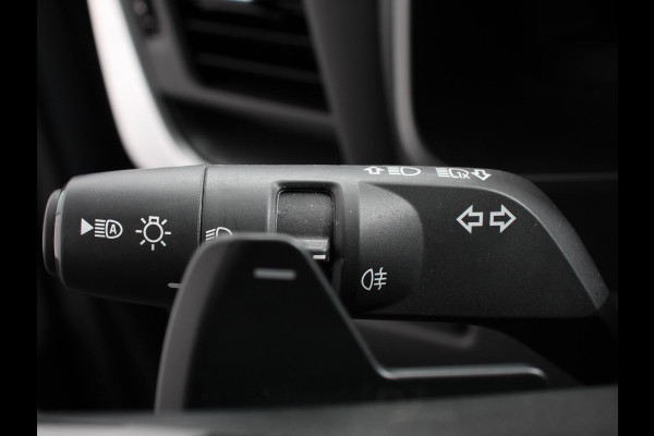 Nissan QASHQAI 1.3 MHEV Automaat N-Connecta Navigatie Climate Control Sfeerverlichting Camera 360 Led Dab Verwarmde voorstoelen Adaptieve Cruise Control Digitale Cockpit Lichtmetalen Velgen