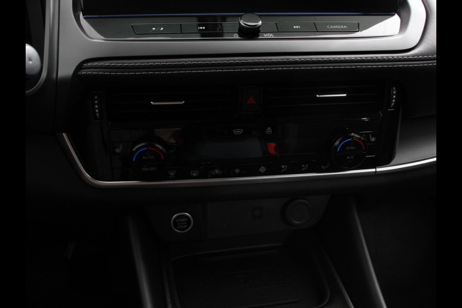 Nissan QASHQAI 1.3 MHEV Automaat N-Connecta Navigatie Climate Control Sfeerverlichting Camera 360 Led Dab Verwarmde voorstoelen Adaptieve Cruise Control Digitale Cockpit Lichtmetalen Velgen