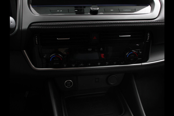 Nissan QASHQAI 1.3 MHEV Automaat N-Connecta Navigatie Climate Control Sfeerverlichting Camera 360 Led Dab Verwarmde voorstoelen Adaptieve Cruise Control Digitale Cockpit Lichtmetalen Velgen