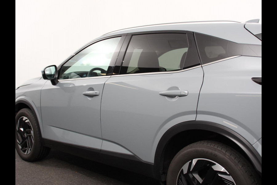 Nissan QASHQAI 1.3 MHEV Automaat N-Connecta Navigatie Climate Control Sfeerverlichting Camera 360 Led Dab Verwarmde voorstoelen Adaptieve Cruise Control Digitale Cockpit Lichtmetalen Velgen
