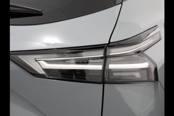 Nissan QASHQAI 1.3 MHEV Automaat N-Connecta Navigatie Climate Control Sfeerverlichting Camera 360 Led Dab Verwarmde voorstoelen Adaptieve Cruise Control Digitale Cockpit Lichtmetalen Velgen