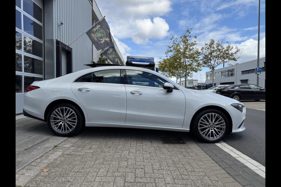 Mercedes-Benz CLA-Klasse 250e AMG CAM/LMV18/LEER/NAVI/SFEER