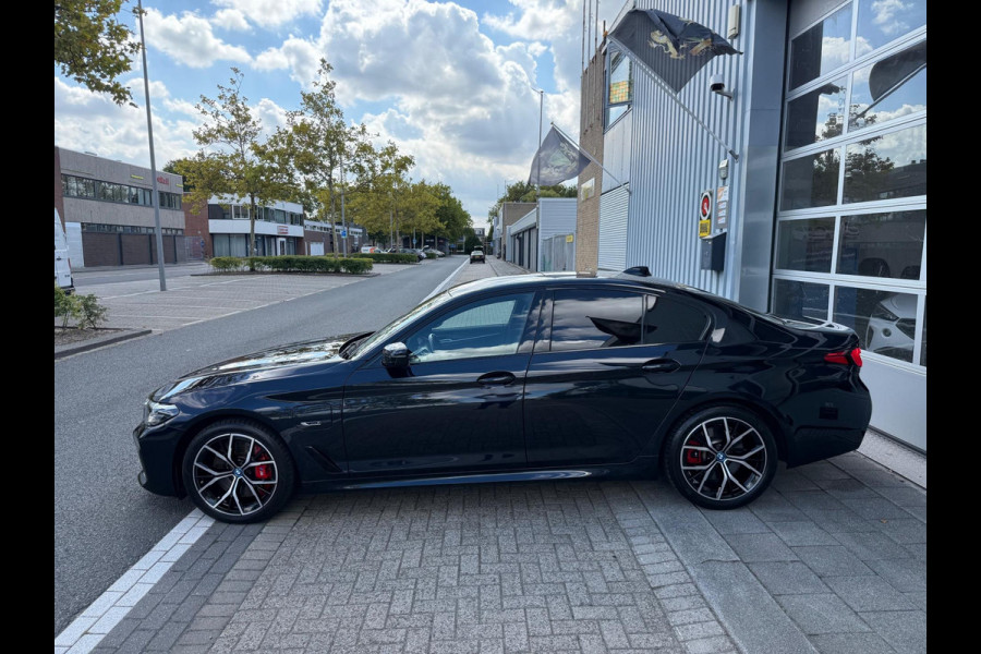 BMW 5 Serie 545e xDrive High Executive M-Sport AUT 395PK