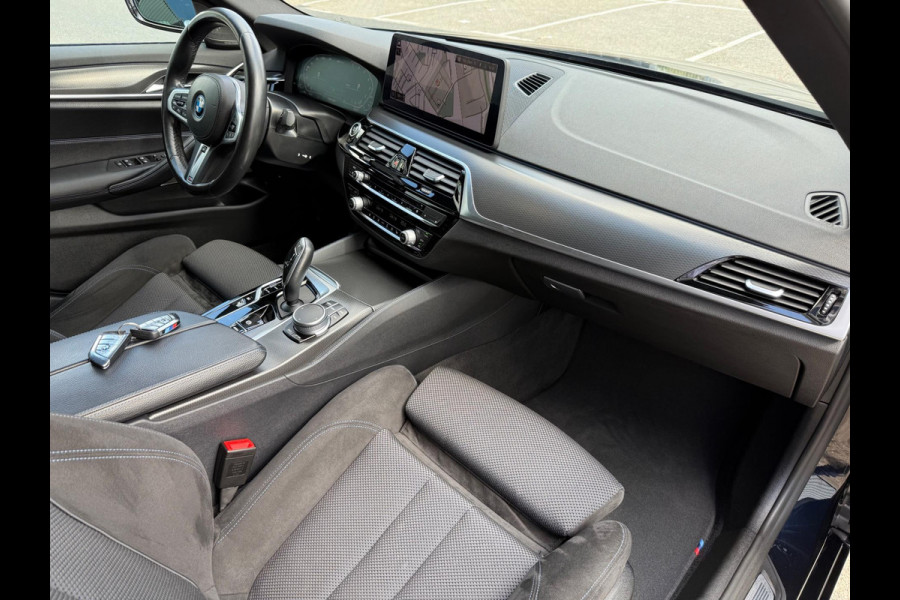 BMW 5 Serie 545e xDrive High Executive M-Sport AUT 395PK