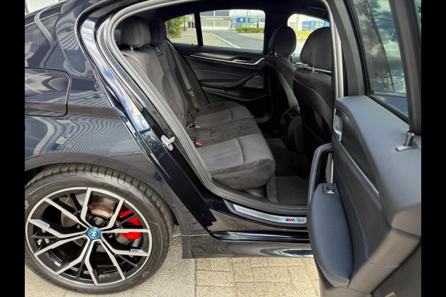 BMW 5 Serie 545e xDrive High Executive M-Sport AUT 395PK