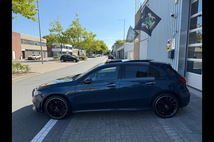 Mercedes-Benz A-Klasse 250 e AMG LED/PDC/CAM/NAVI/LEER/LMV19