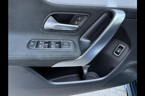 Mercedes-Benz A-Klasse 250 e AMG LED/PDC/CAM/NAVI/LEER/LMV19