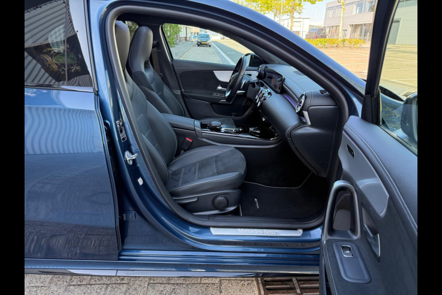 Mercedes-Benz A-Klasse 250 e AMG LED/PDC/CAM/NAVI/LEER/LMV19