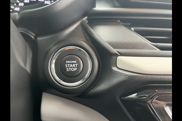 Suzuki Swift 1.2 Smart Hybrid Select CVT Automaat | In meerdere kleuren uit voorraad leverbaar | Adapt. Cruise | Camera | Stoelverwarming | 16'' | Dodehoek | Carplay/Android Auto | Smart Entry |