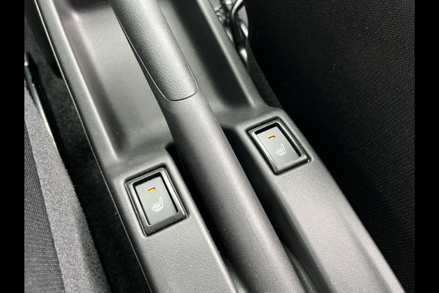 Suzuki Swift 1.2 Smart Hybrid Select CVT Automaat | In meerdere kleuren uit voorraad leverbaar | Adapt. Cruise | Camera | Stoelverwarming | 16'' | Dodehoek | Carplay/Android Auto | Smart Entry |