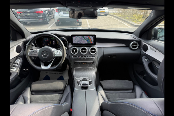 Mercedes-Benz C-Klasse Estate 300 e AMG 360º/LEER/NAVI/PANO