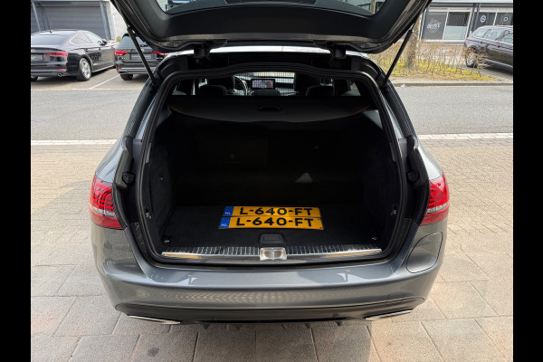 Mercedes-Benz C-Klasse Estate 300 e AMG 360º/LEER/NAVI/PANO