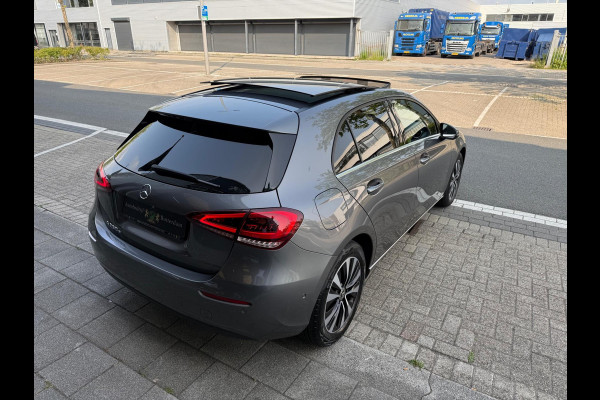 Mercedes-Benz A-Klasse 250 e AMG LED/PDC/CAM/LM17/LEER/NAVI