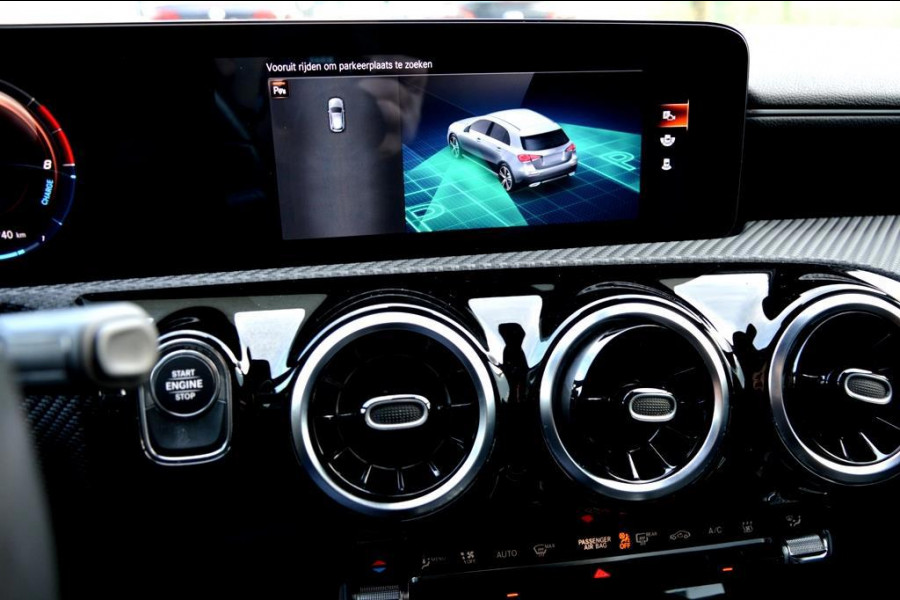 Mercedes-Benz A-Klasse 250 e AMG LED/PDC/CAM/LM17/LEER/NAVI