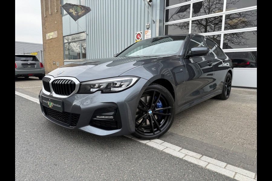 BMW 3-serie 330e High Executive AUT 292PK LED/LEER/NAV/LMV19