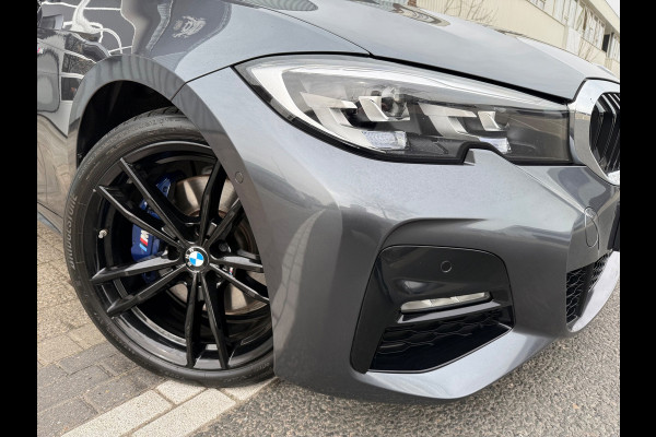 BMW 3-serie 330e High Executive AUT 292PK LED/LEER/NAV/LMV19