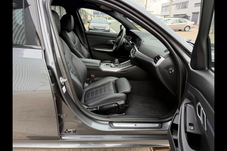 BMW 3-serie 330e High Executive AUT 292PK LED/LEER/NAV/LMV19