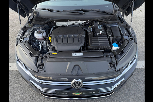 Volkswagen Arteon 2.0 TSI R-Line LED/PDC/CAM/LMV18/NAVI/LEER