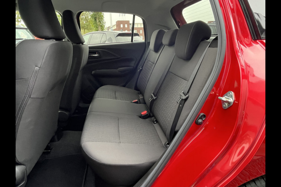 Suzuki Swift 1.2 Smart Hybrid Select CVT Automaat | In meerdere kleuren uit voorraad leverbaar | Adapt. Cruise | Camera | Stoelverwarming | 16'' | Dodehoek | Carplay/Android Auto | Smart Entry |