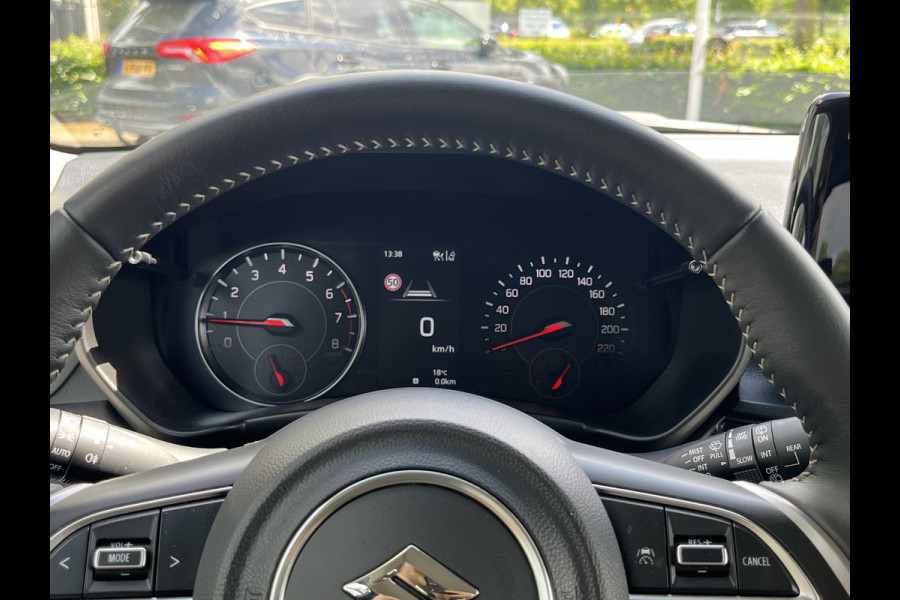 Suzuki Swift 1.2 Smart Hybrid Select CVT Automaat | Meerdere kleuren beschikbaar | €2.200,- voordeel | Adapt. Cruise | Camera | Stoelverwarming | 16'' | Dodehoek | Carplay/Android Auto | Smart Entry |