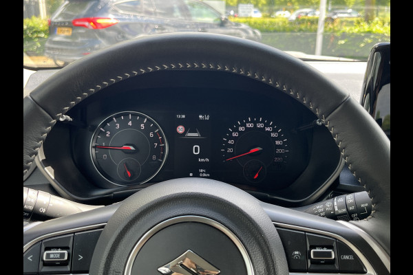 Suzuki Swift 1.2 Smart Hybrid Select CVT Automaat | Meerdere kleuren beschikbaar | €2.200,- voordeel | Adapt. Cruise | Camera | Stoelverwarming | 16'' | Dodehoek | Carplay/Android Auto | Smart Entry |